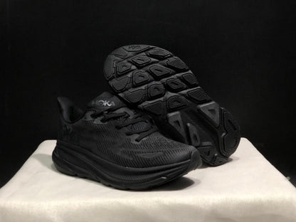 HOKA ONE ONE Clifton 9