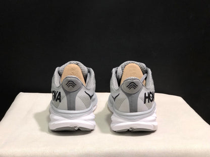 HOKA ONE ONE Clifton 9