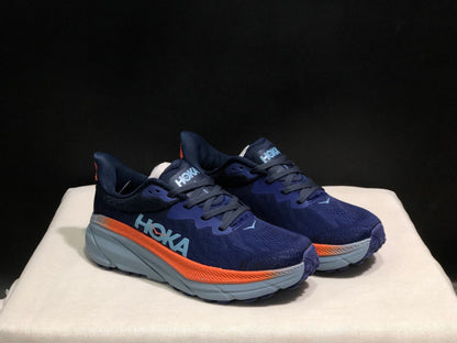 HOKA ONE ONE Challenger 7