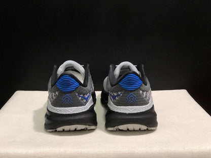 HOKA ONE ONE Challenger 7